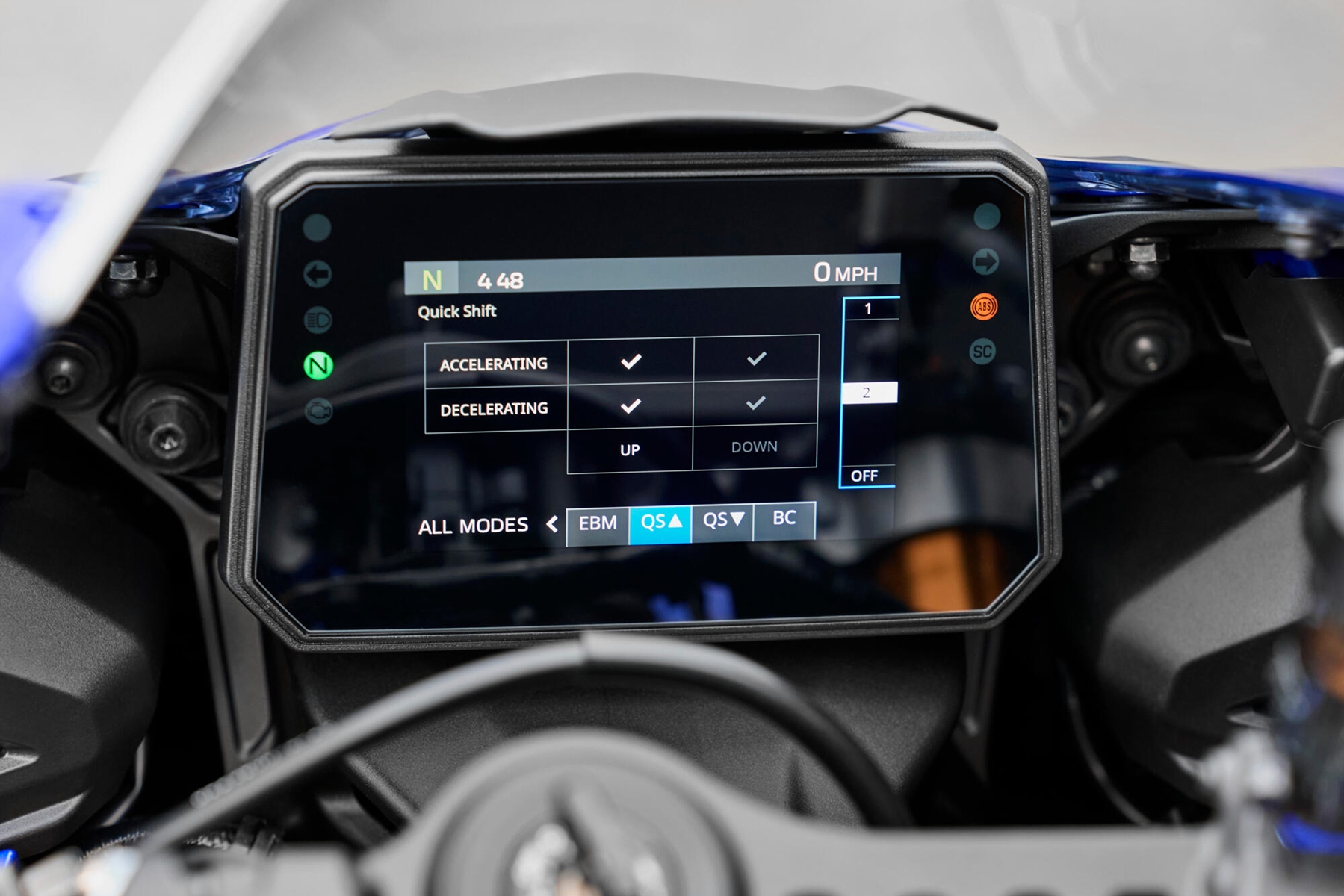 2026-Yamaha-YZF700R7-EU-NA-Detail-008-03