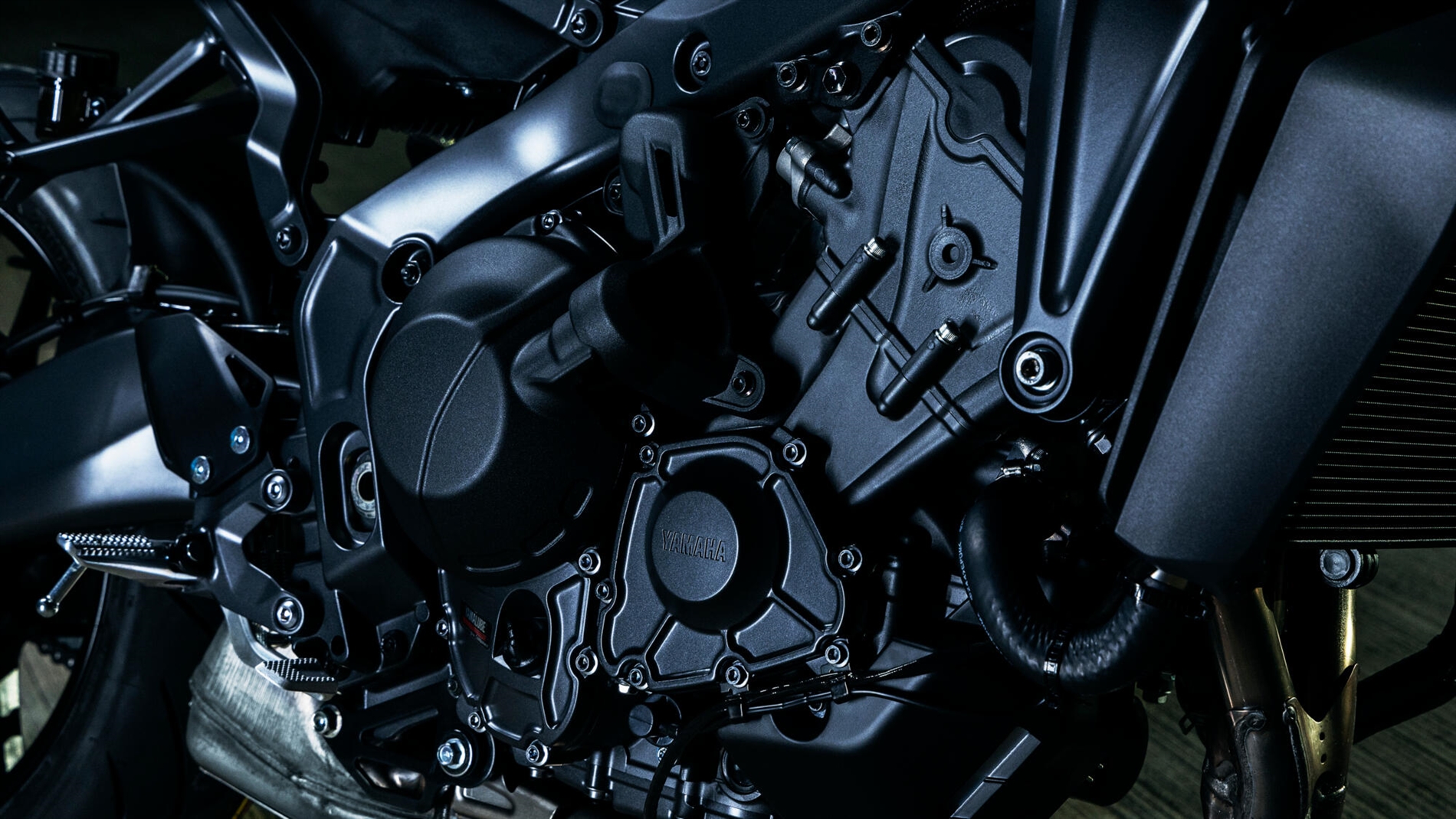2024-Yamaha-MT09AS-EU-Detail-008-03
