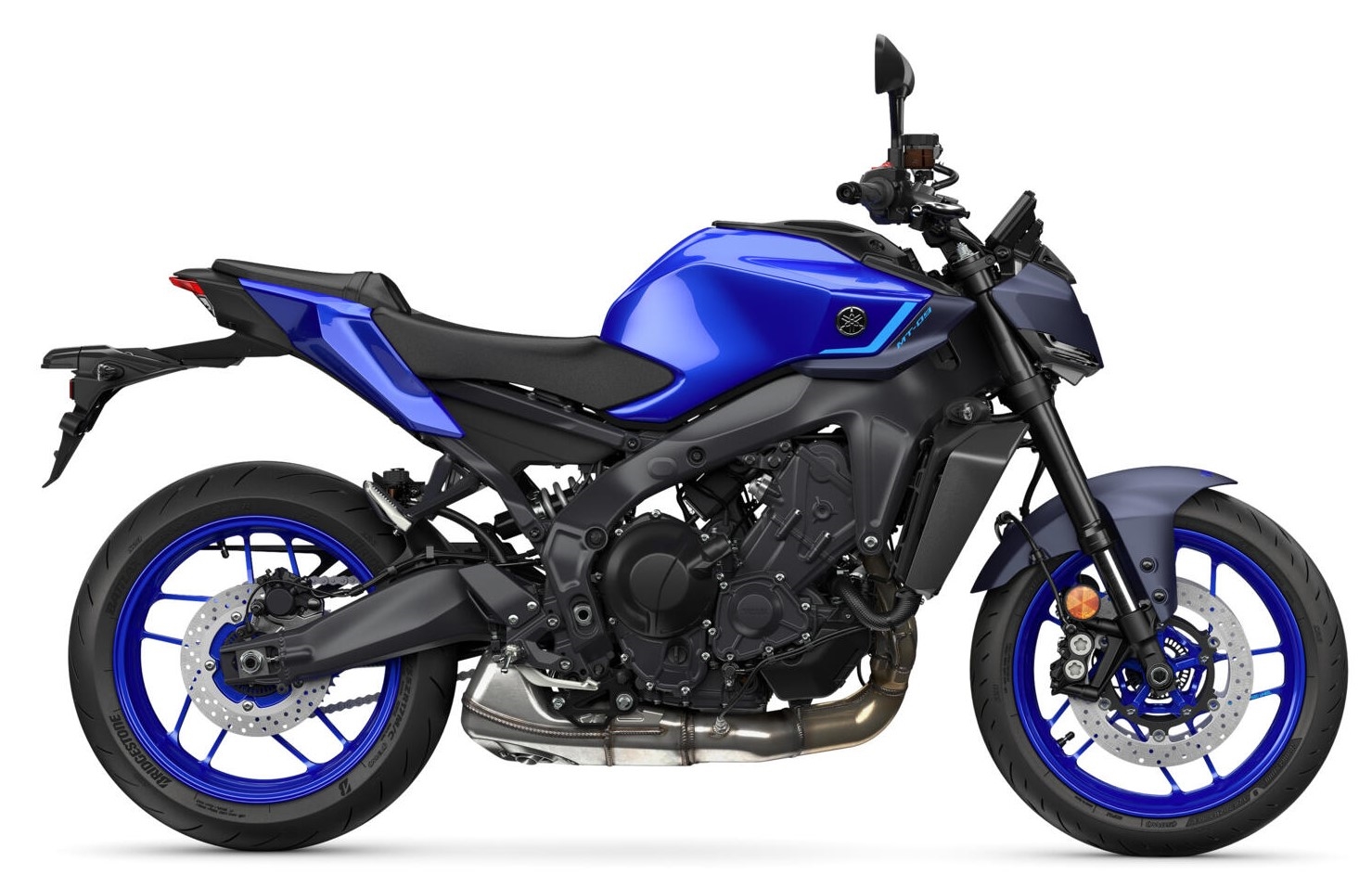 2025-Yamaha-MT09A-EU-Icon_Blue-Studio-002-03