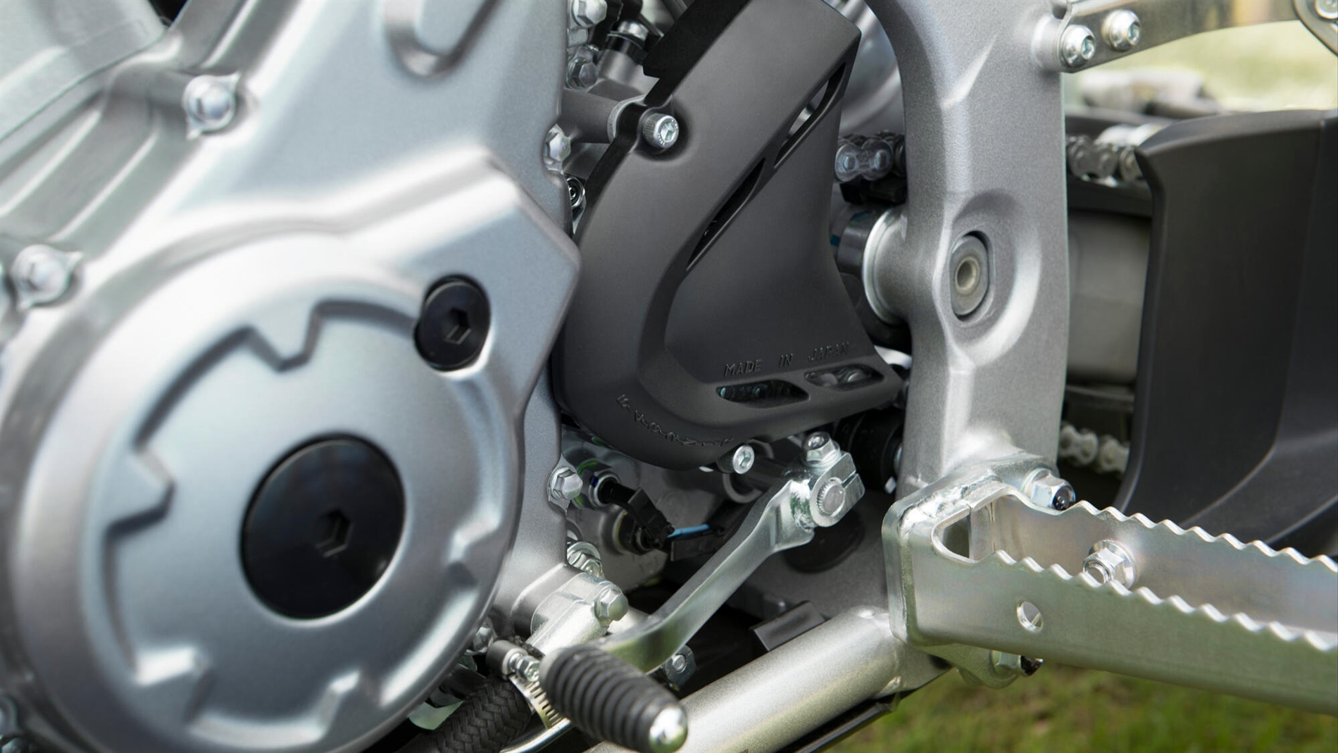 2025-Yamaha-YFM700R-25S1-EU-Detail-002-03