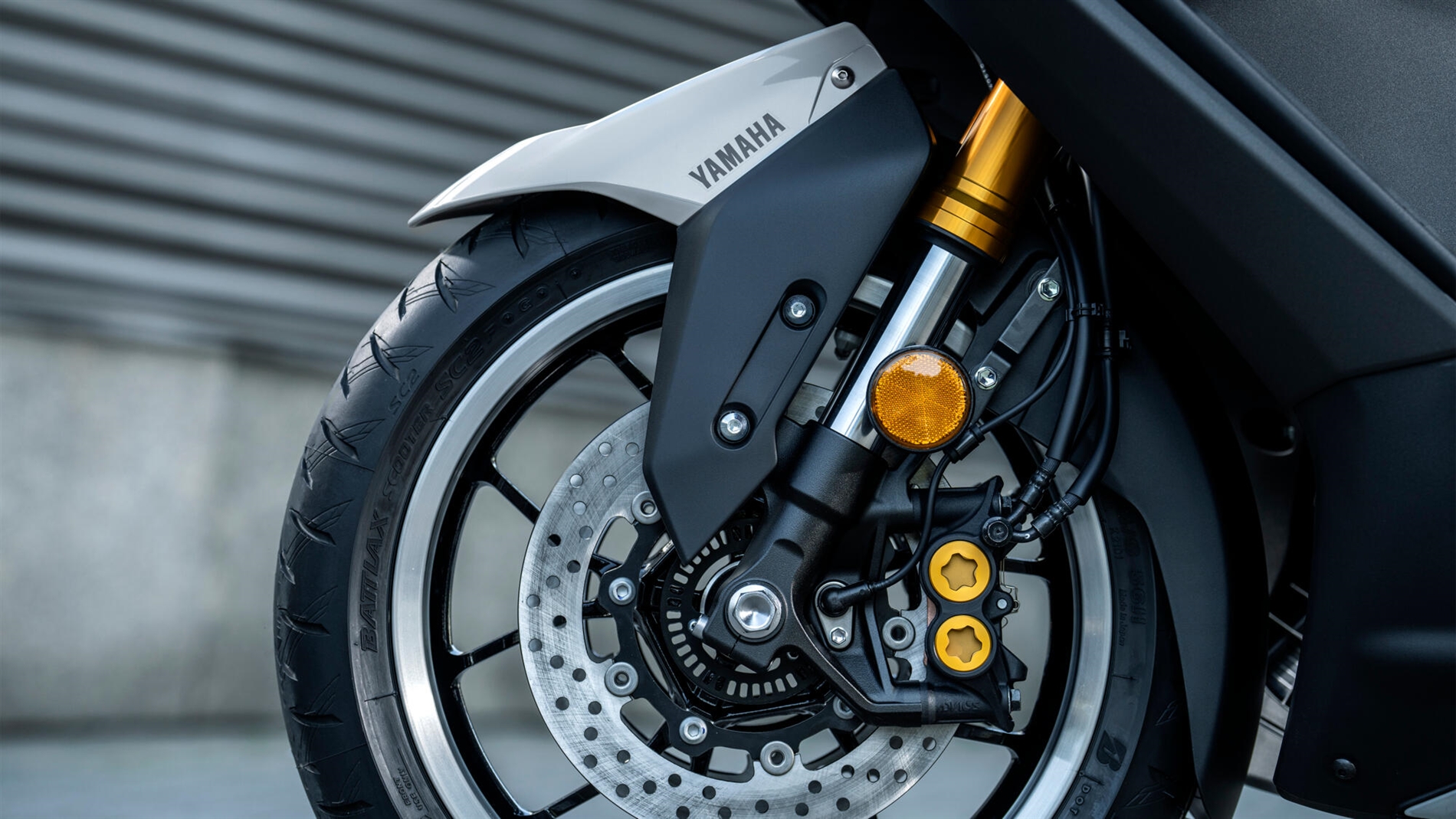 2025-Yamaha-XP500ADX-EU-Detail-003-03