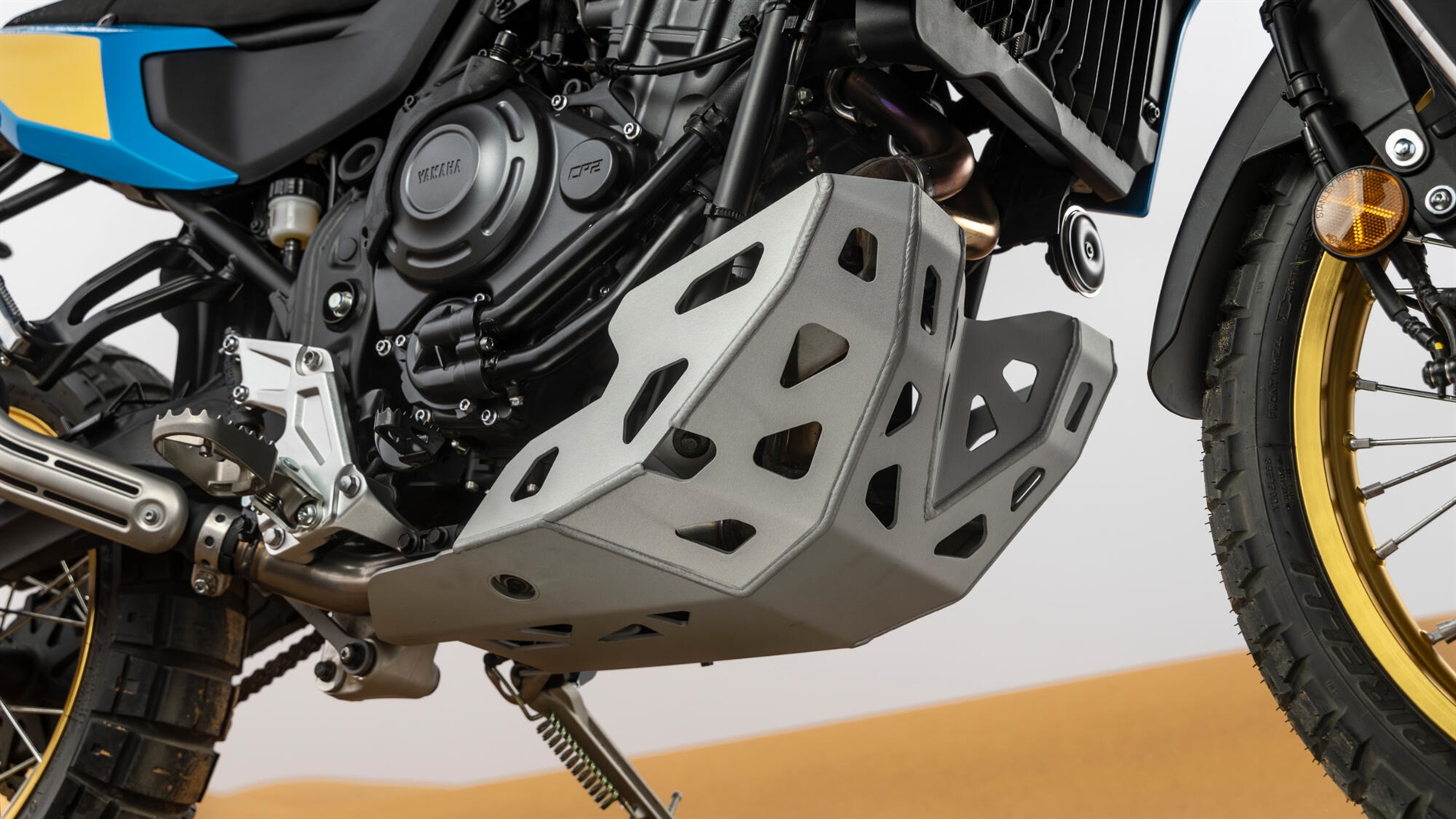 2025-Yamaha-XTZ700SPR-EU-Detail-008-03