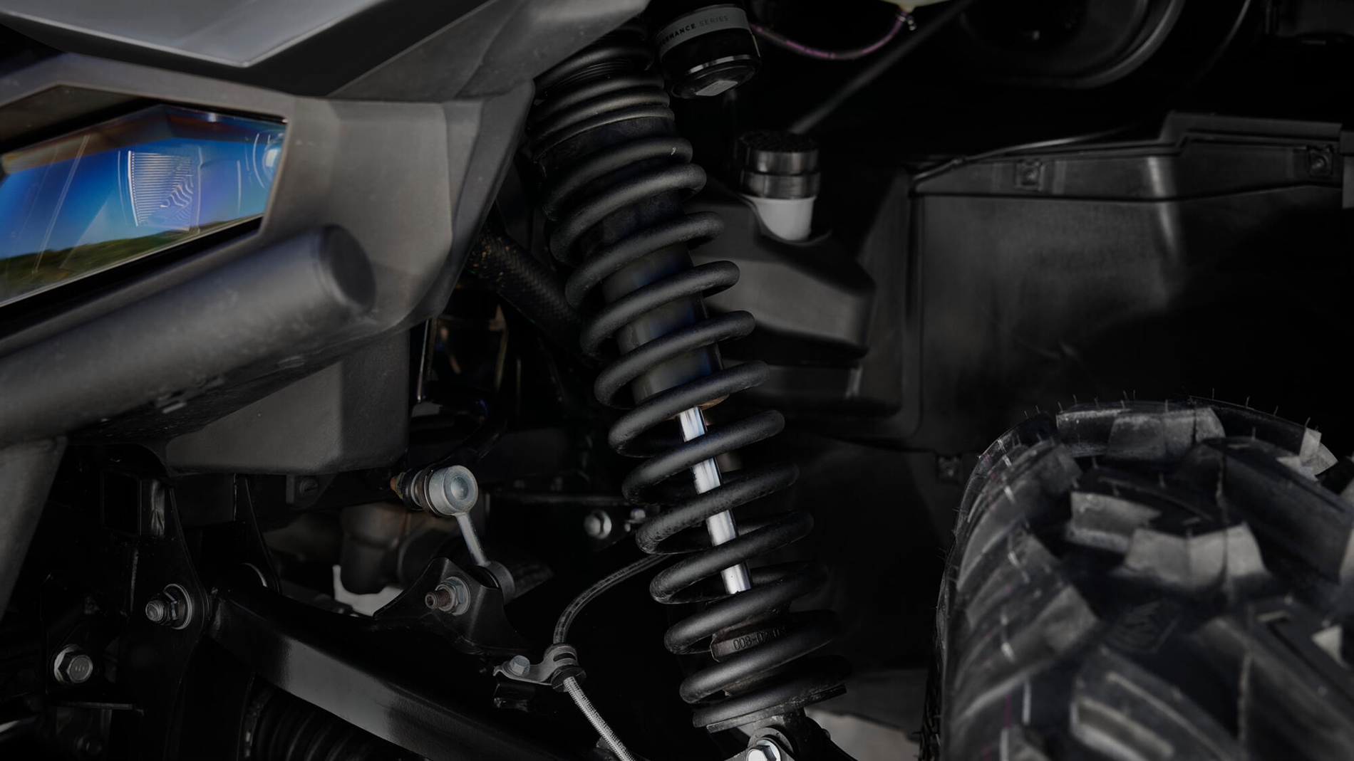 2025-Yamaha-YXF1000EW-25LE-EU-Detail-005-03