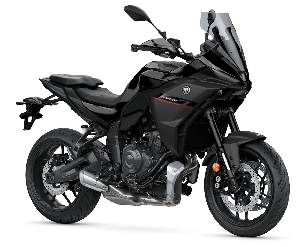 2025-Yamaha-MT07TR-EU-Midnight_Black-360-Degrees-001-03