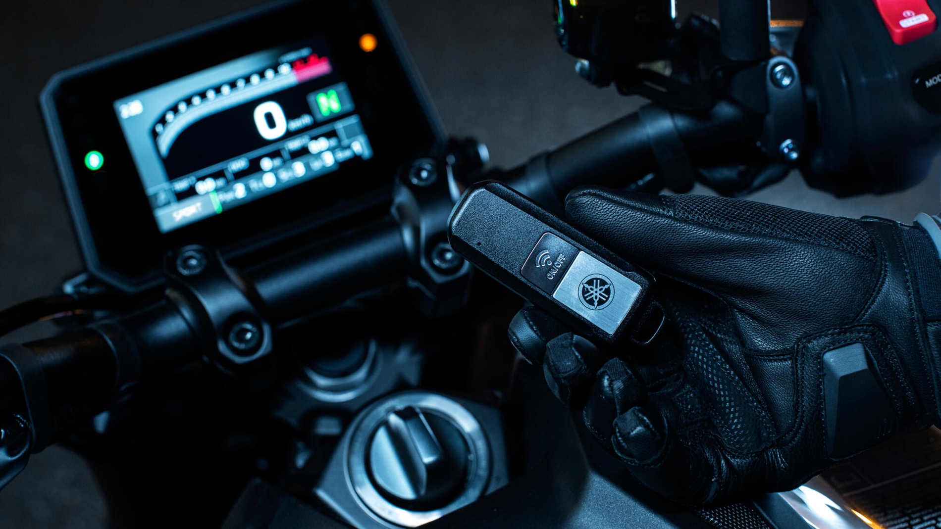 2024-Yamaha-MT09DX-EU-Detail-005-03