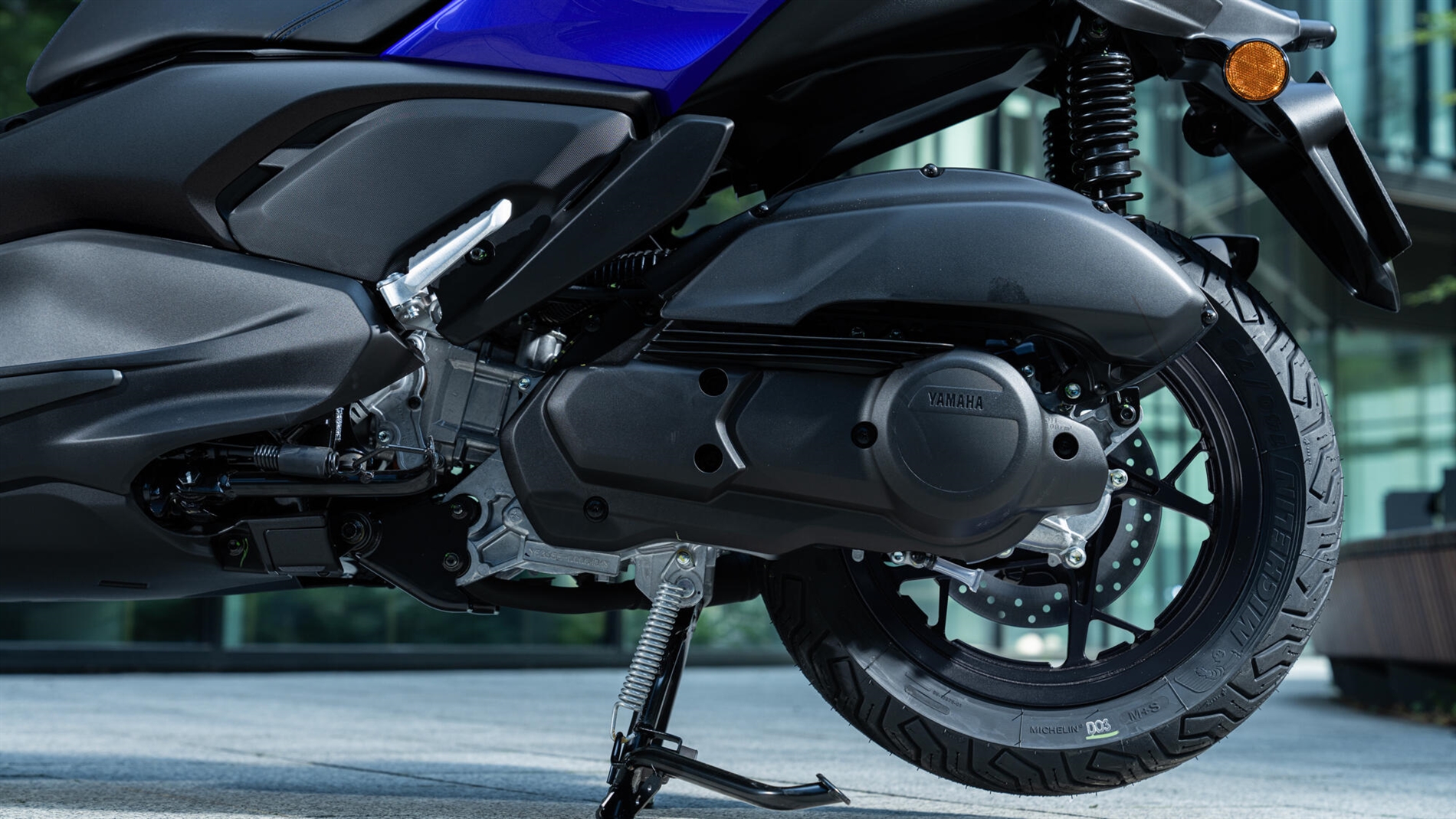 2026-Yamaha-XMAX125A-EU-NA-Detail-008-03