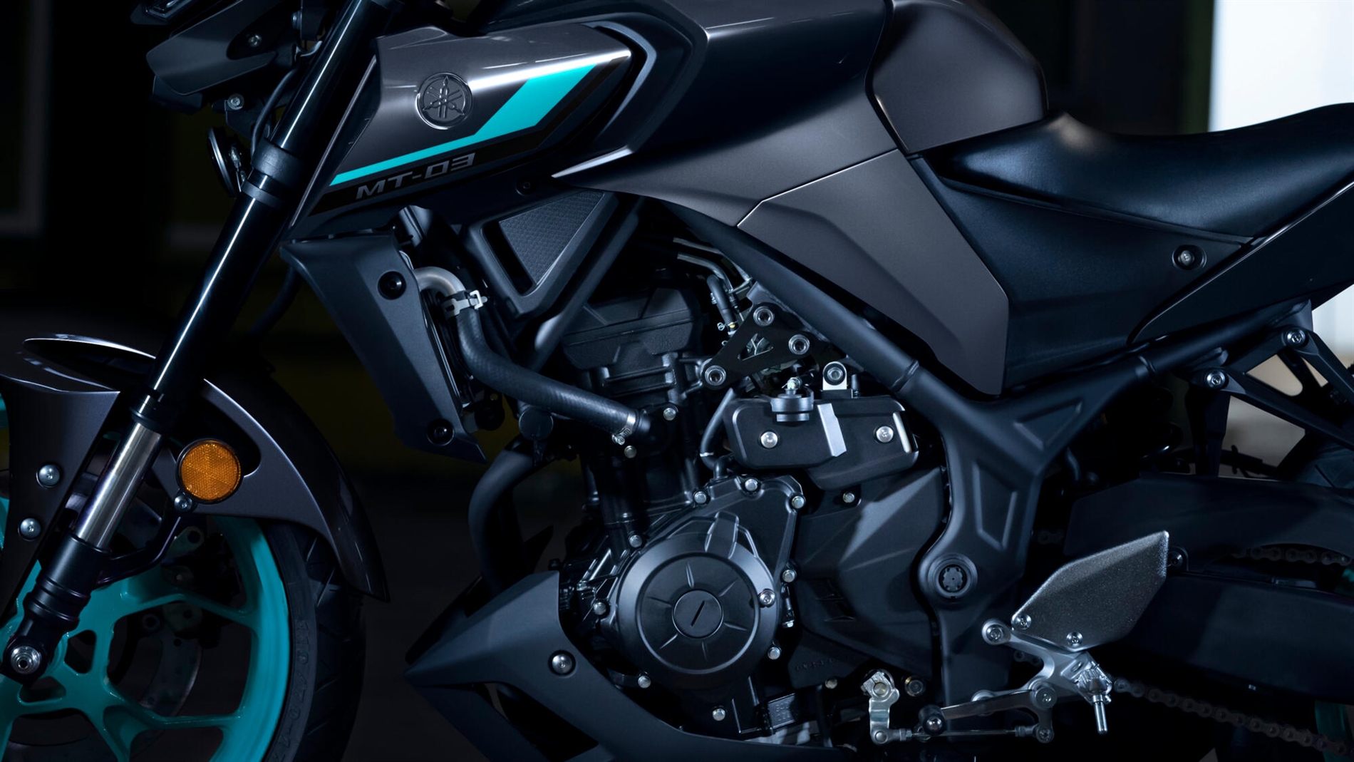 2024-Yamaha-MT320-EU-Detail-007-03