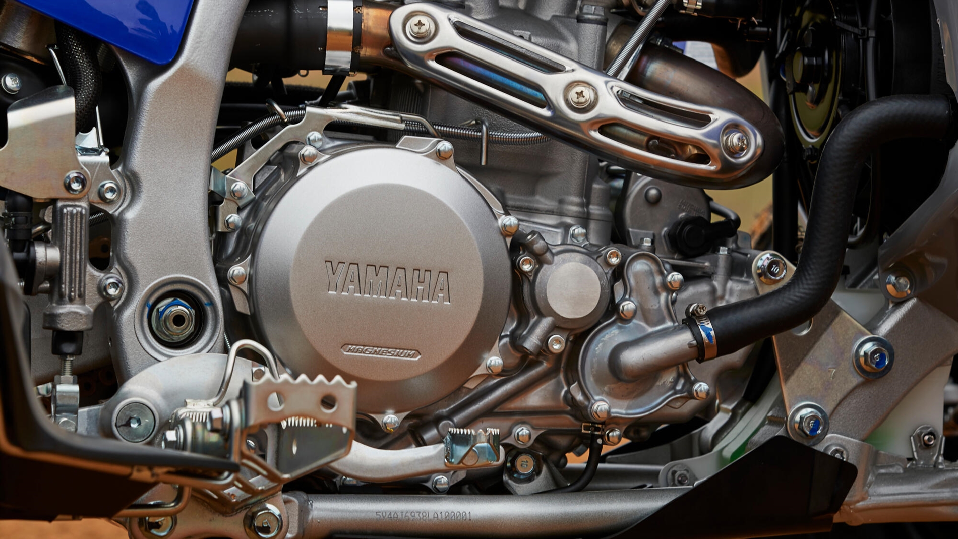 2025-Yamaha-YFZ450R-25-EU-Detail-003-03