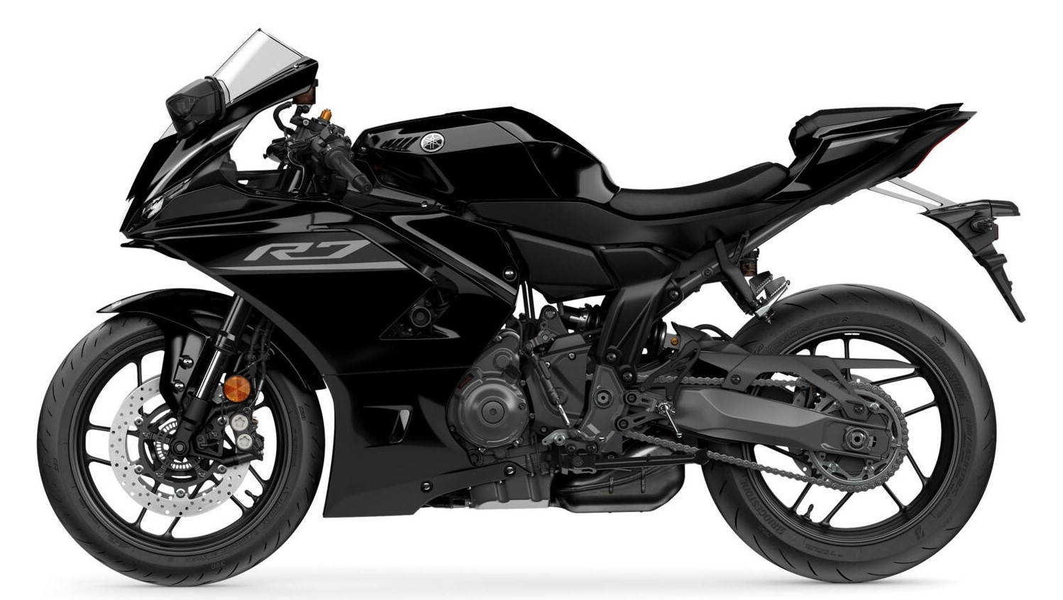 2026-Yamaha-YZF700R7-35-EU-Midnight_Black-Studio-006-03