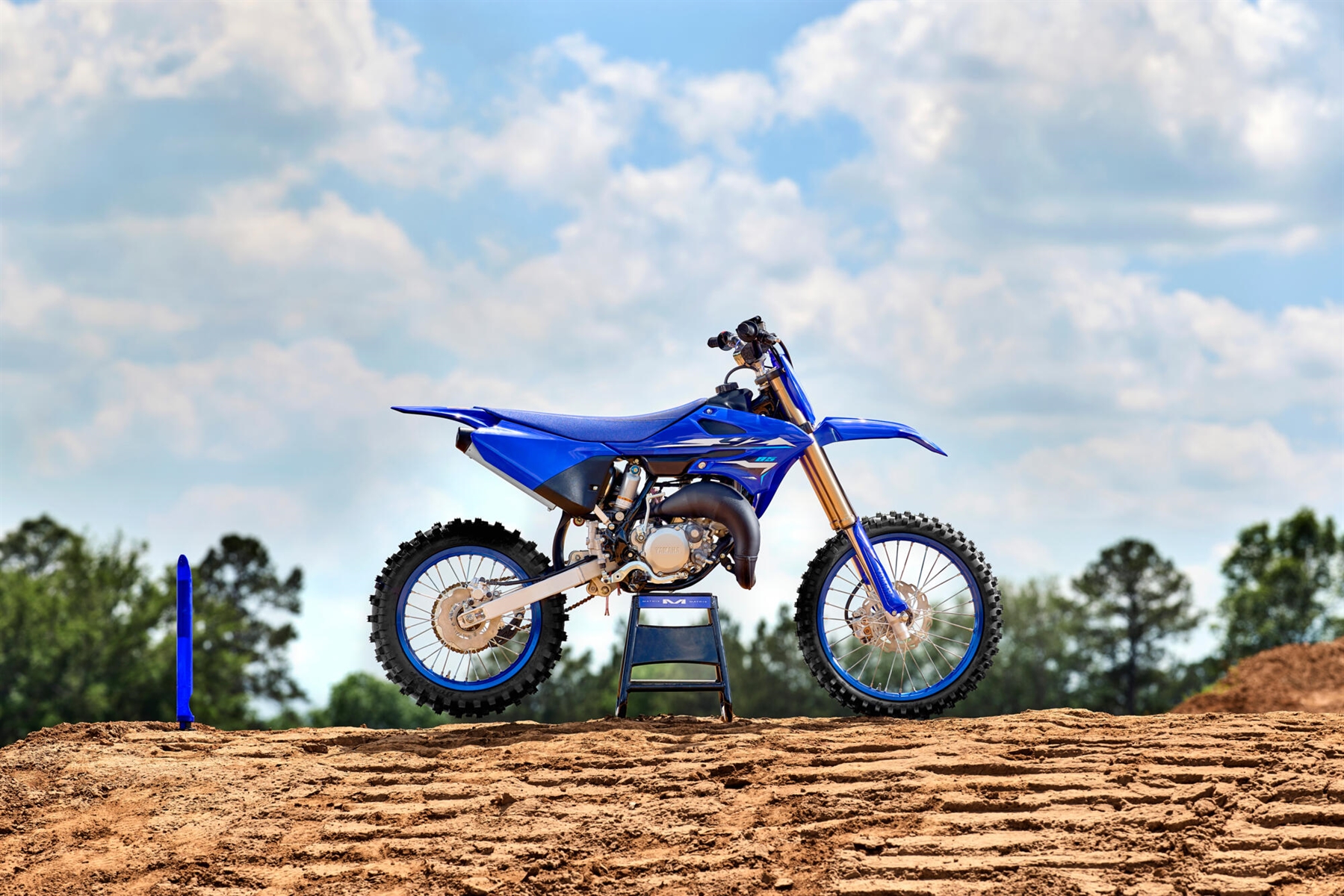 2026-Yamaha-YZ85LW-EU-Icon_Blue-Static-001-03