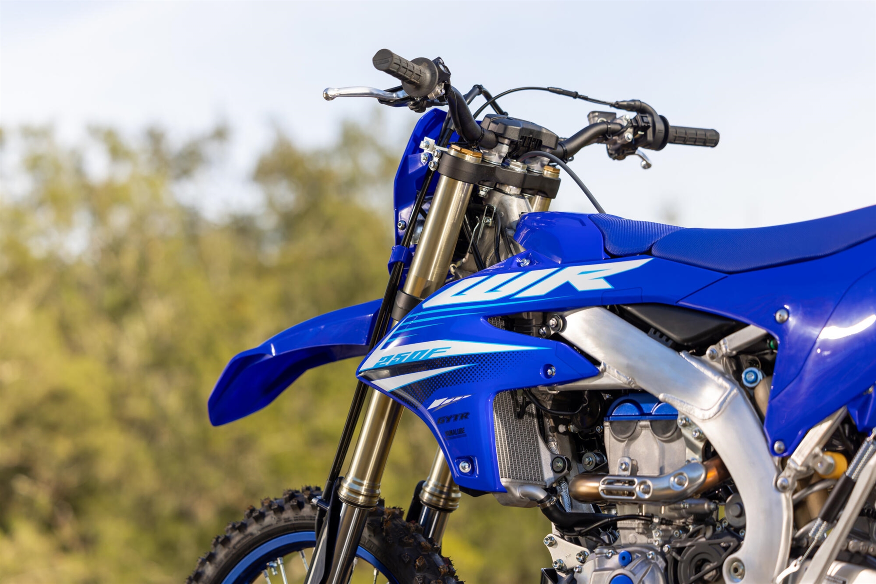 2025-Yamaha-WR250F-EU-Icon_Blue-Detail-005-03