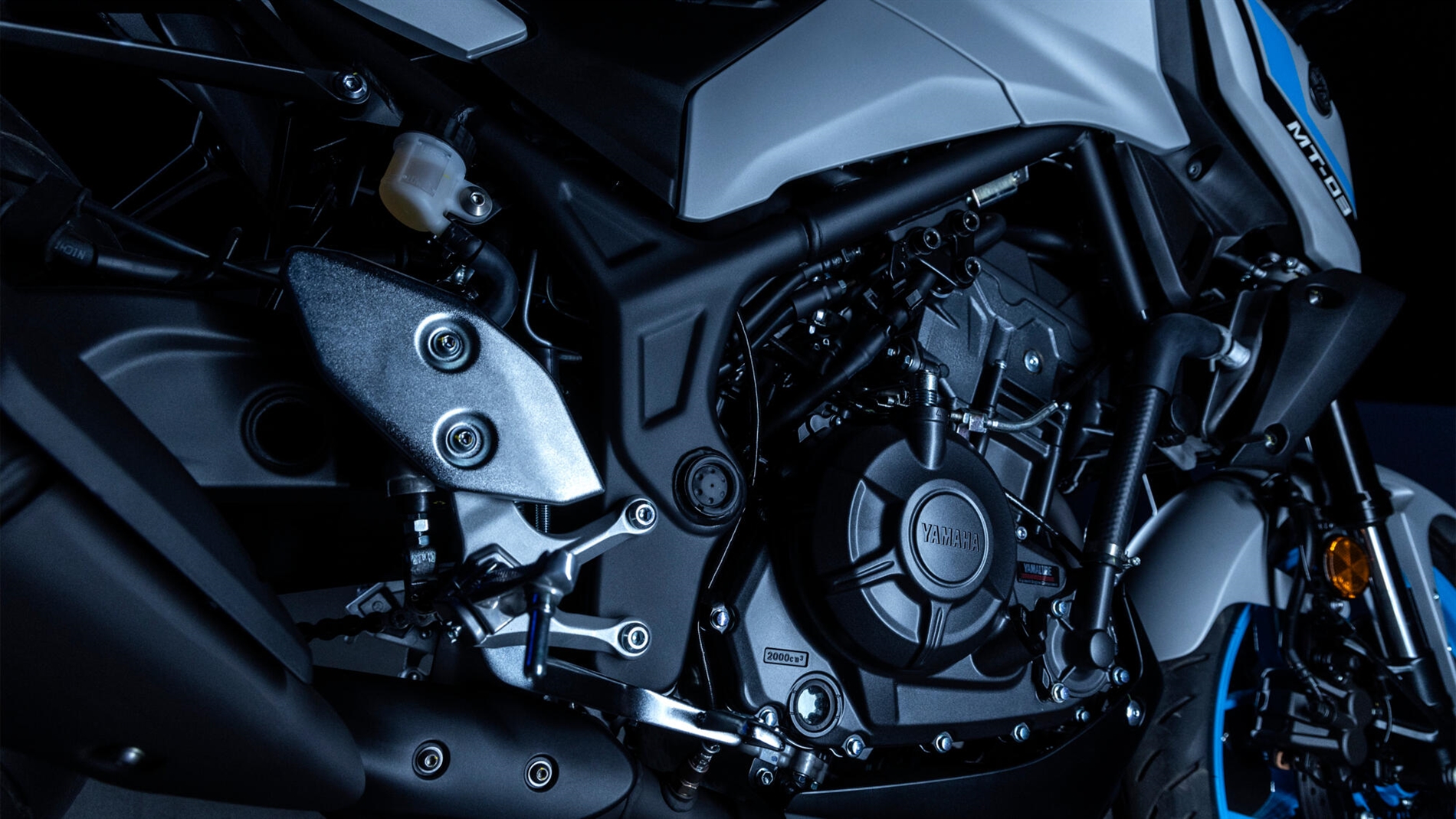 2025-Yamaha-MT320-EU-Detail-005-03