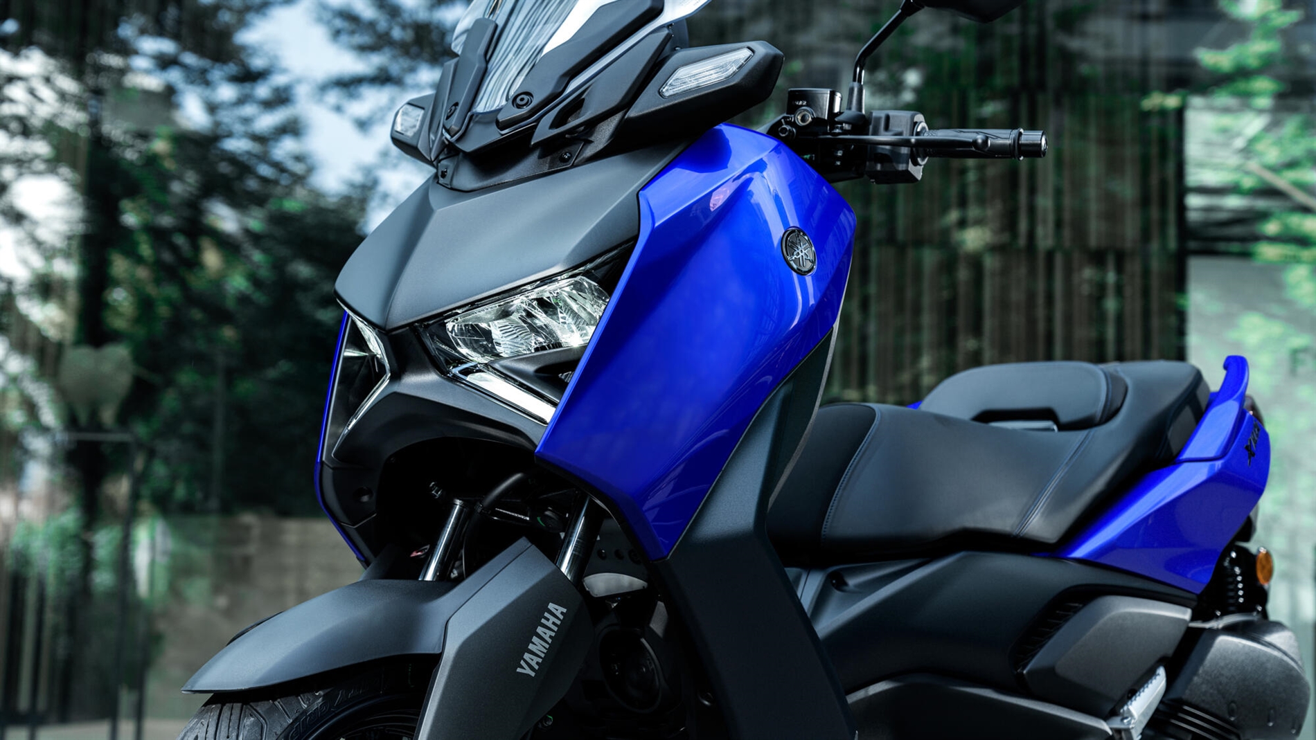 2026-Yamaha-XMAX300A-EU-NA-Detail-003-03