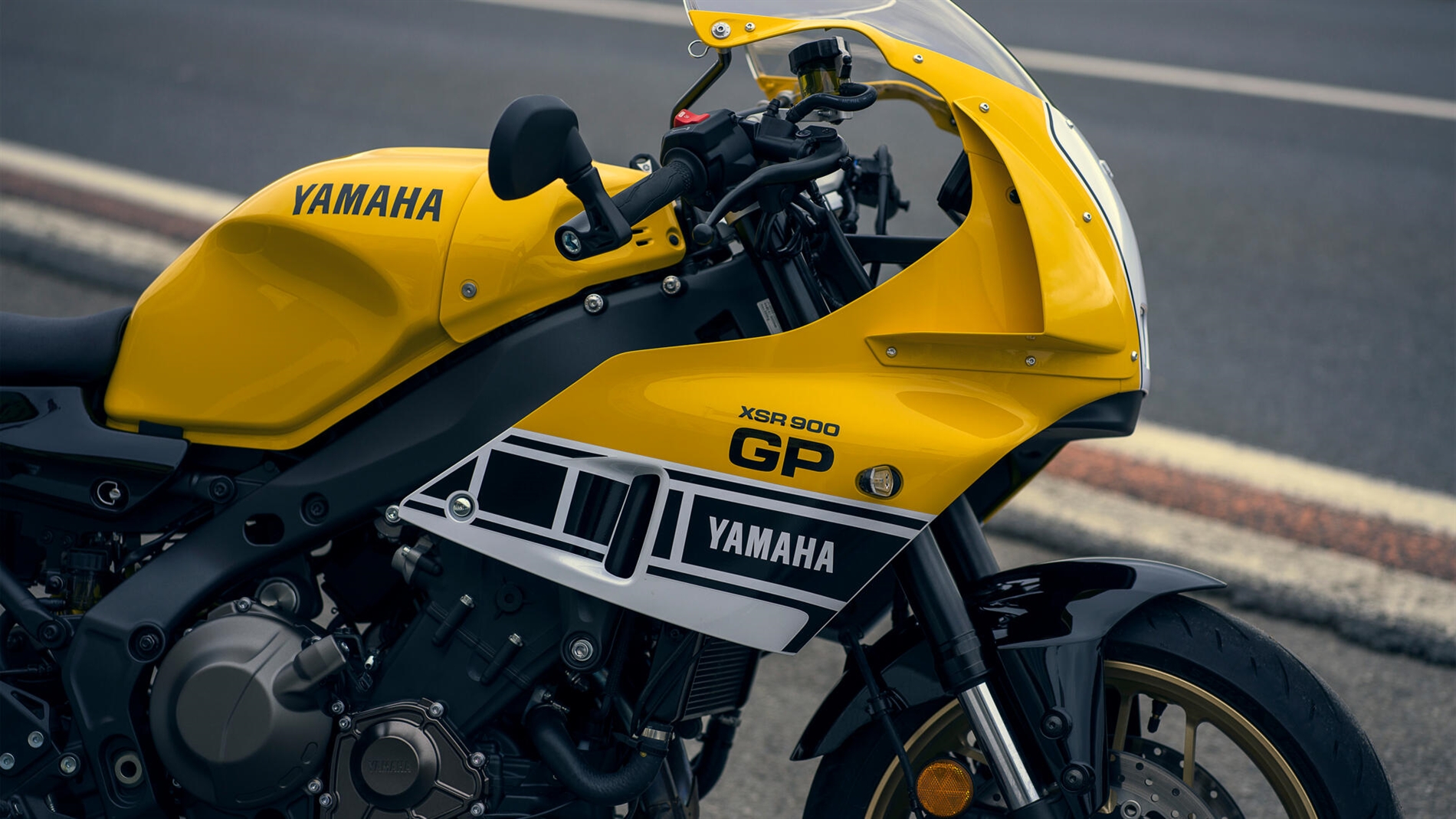 2026-Yamaha-XS850GP-EU-NA-Detail-001-03