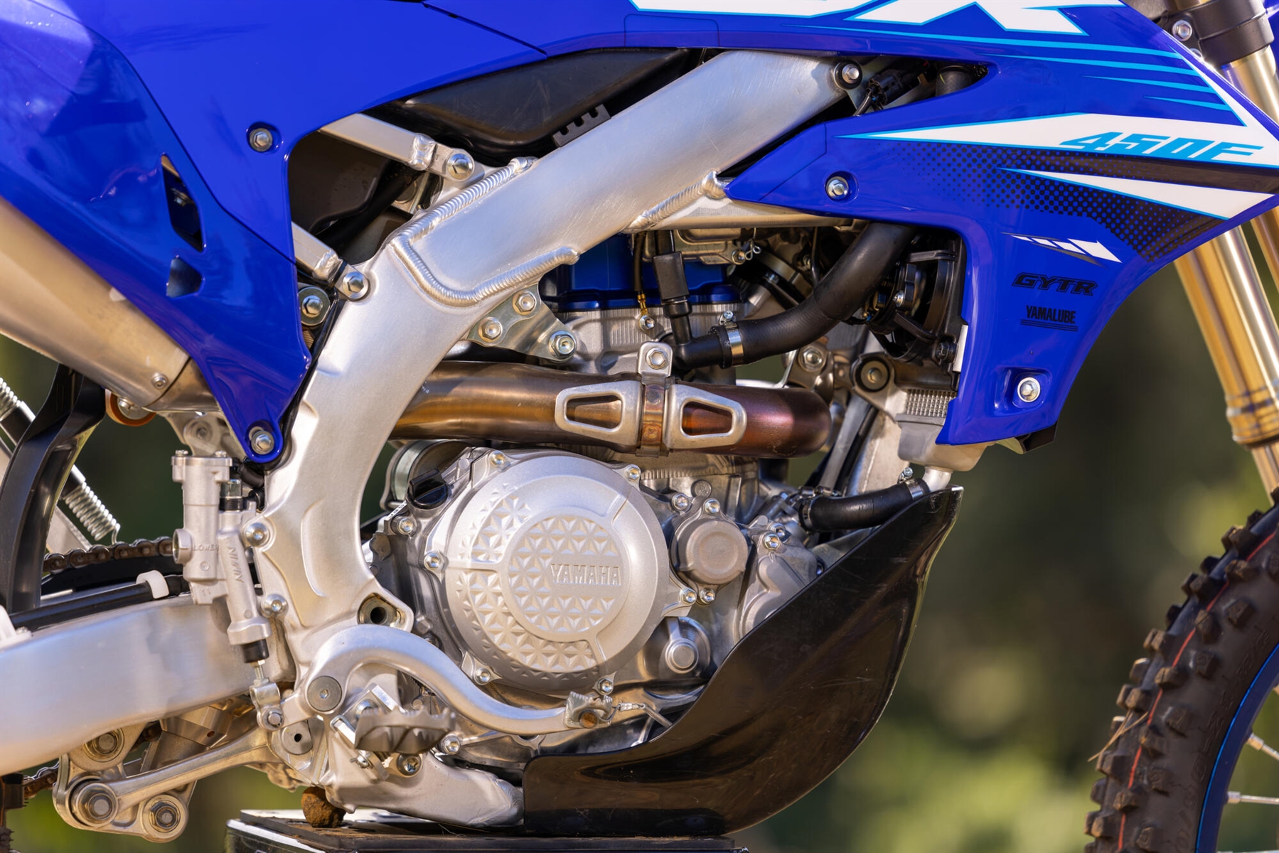 2025-Yamaha-WR450F-EU-Detail-001-03