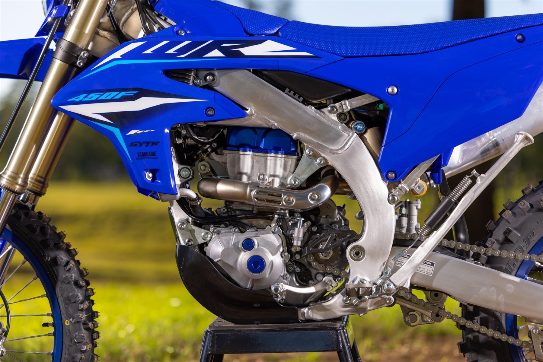 2026-Yamaha-WR450F-EU-NA-Detail-004-03