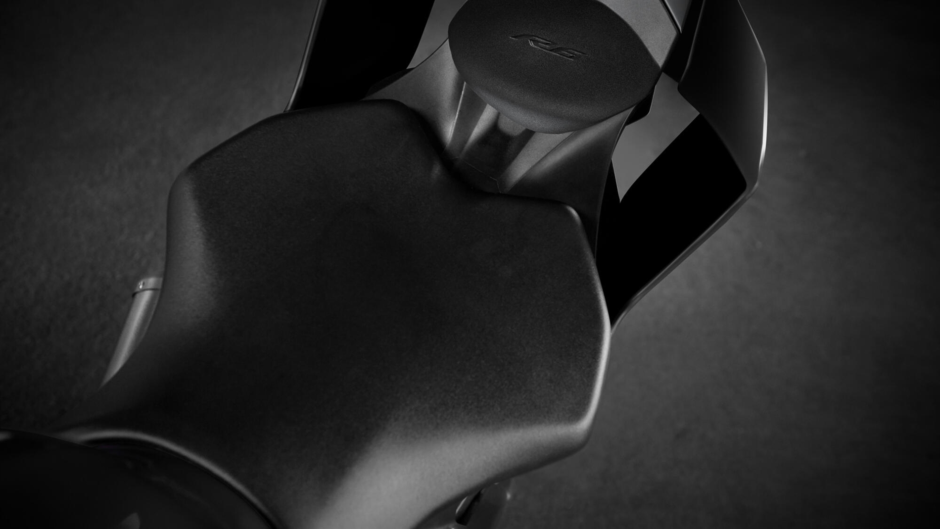 2024-Yamaha-YZF600R6RCOMP-EU-Detail-006-03