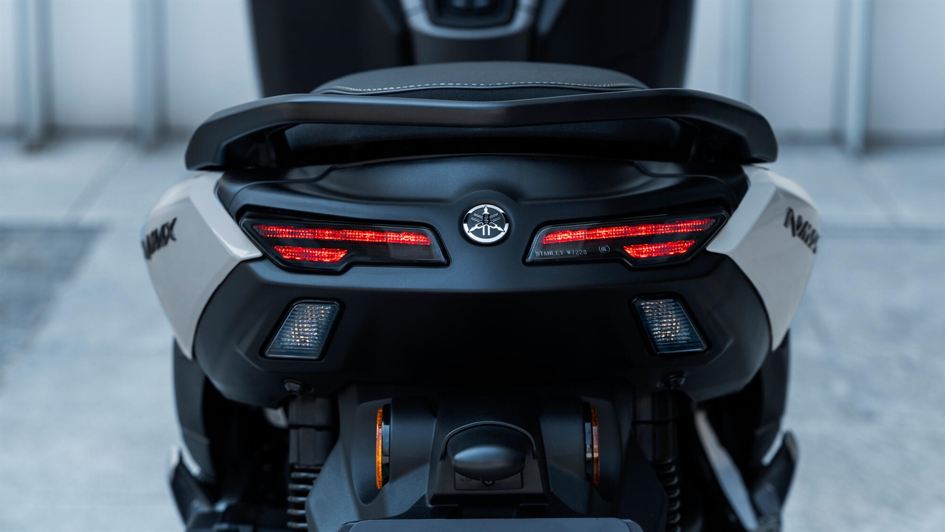 2025-Yamaha-G125YMSV-EU-Detail-003-03