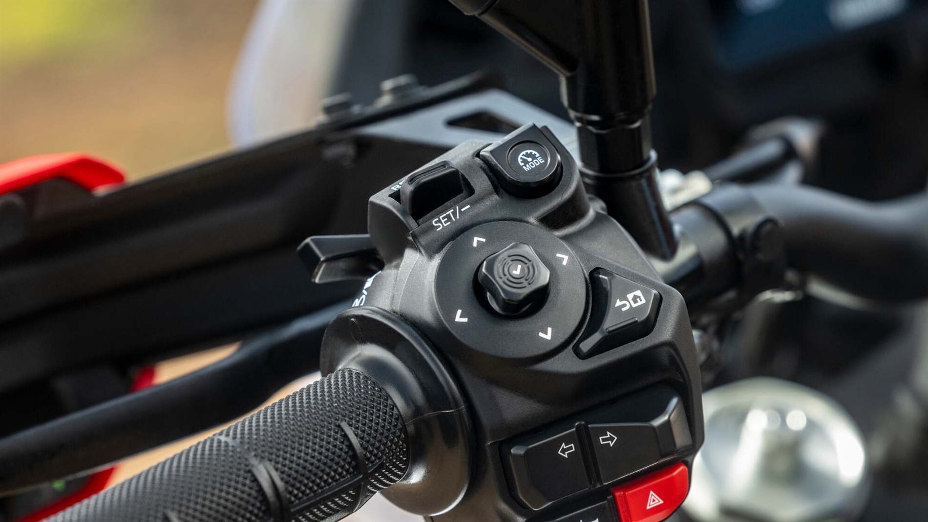 2026-Yamaha-XTZ700D-EU-NA-Detail-007-03