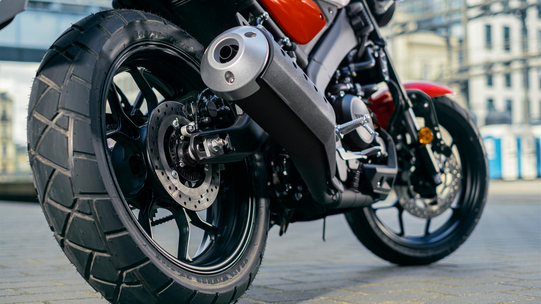 2025-Yamaha-XS125-EU-NA-Detail-004-03