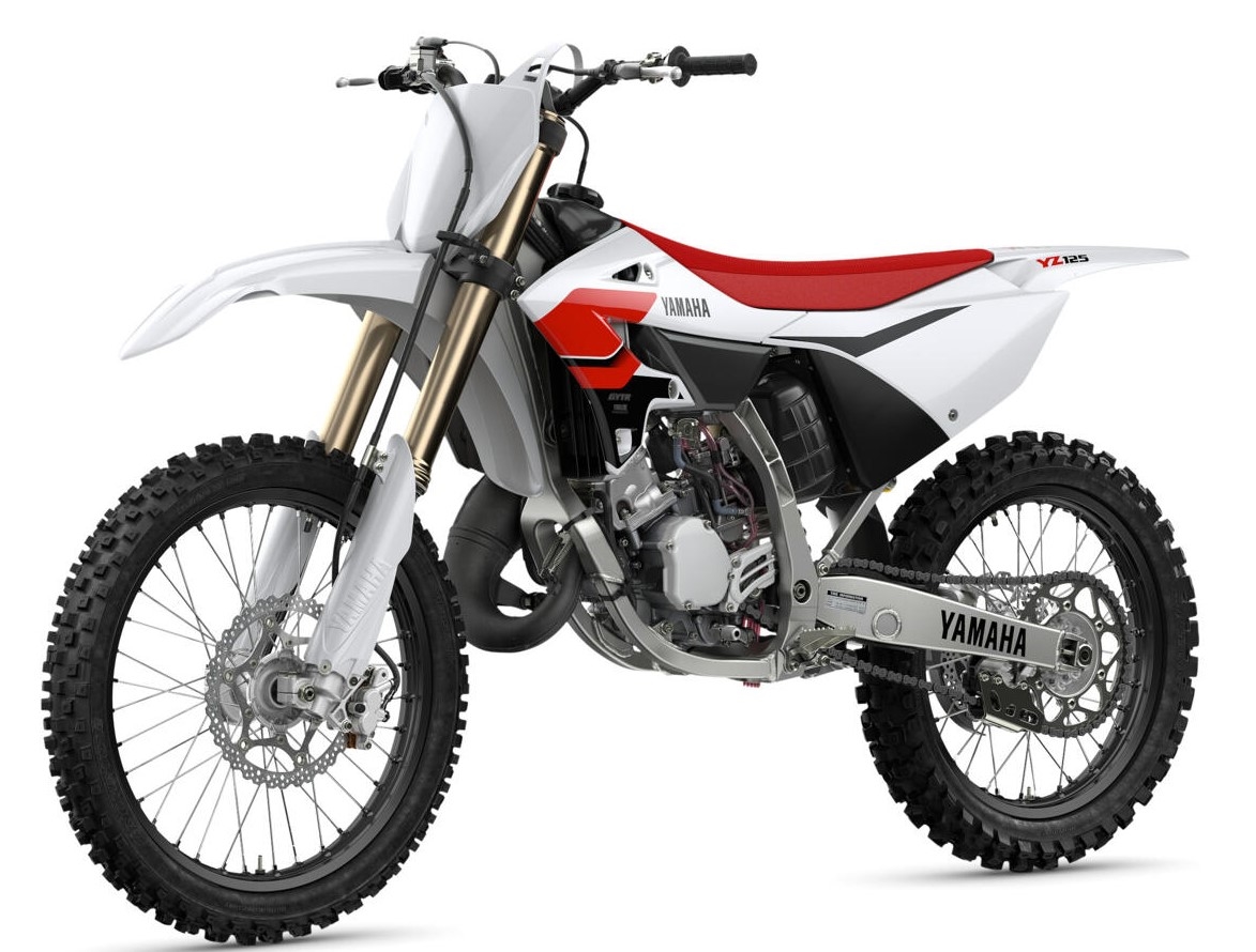 2026-Yamaha-YZ125LCSV-EU-Anniversary_White-Studio-007-03