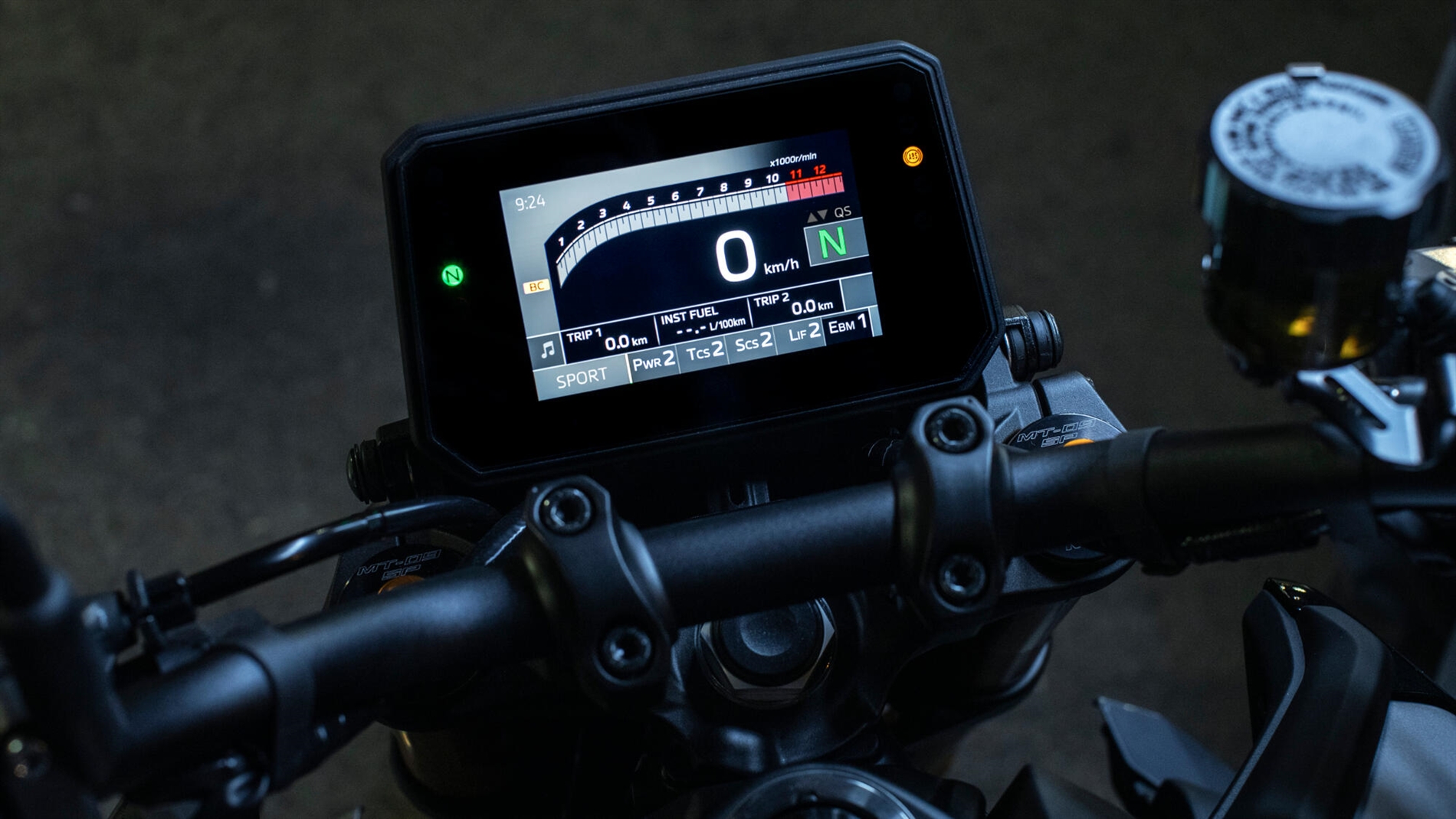 2024-Yamaha-MT09DX-EU-Detail-007-03