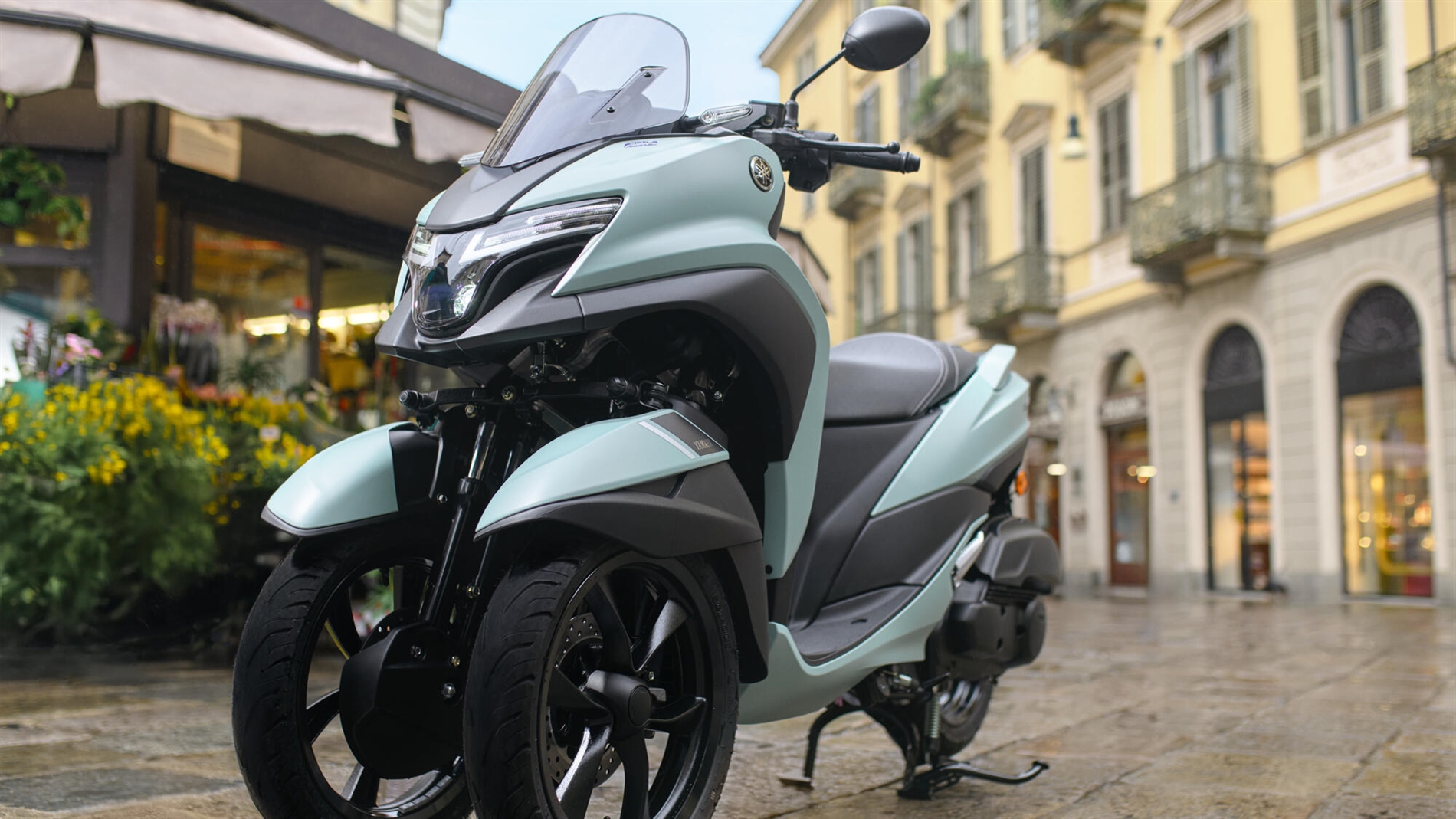 2025-Yamaha-LMW125YM-EU-NA-Detail-002-03
