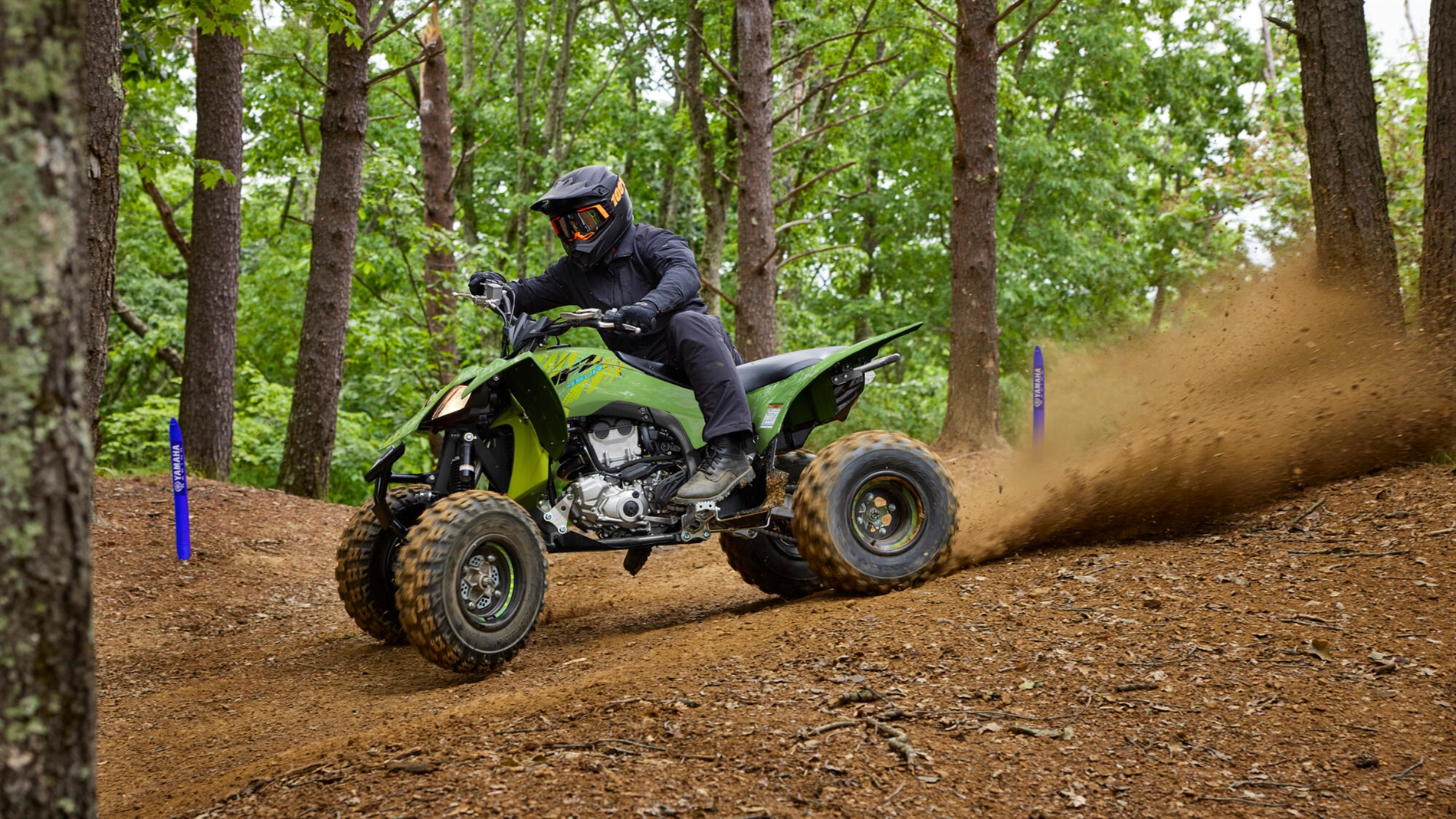 2025-Yamaha-YFZ450R-25S-EU-Acid_Green_-Action-004-03
