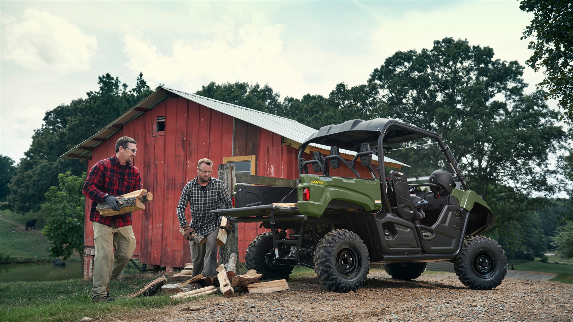 2025-Yamaha-YXM700E-25-EU-Olive_Green-Static-002-03