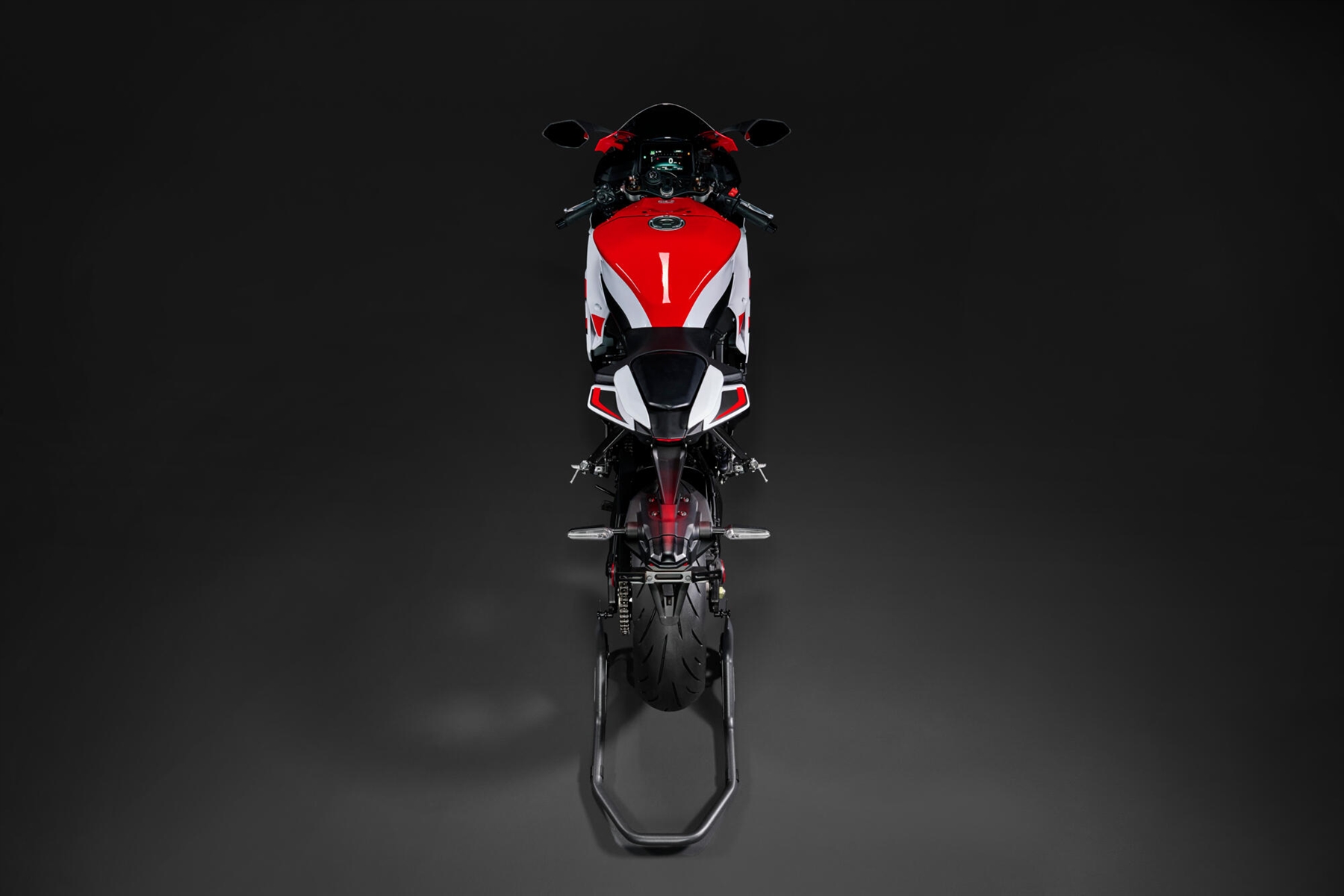 2026-Yamaha-YZF900R9-EU-NA-Detail-006-03