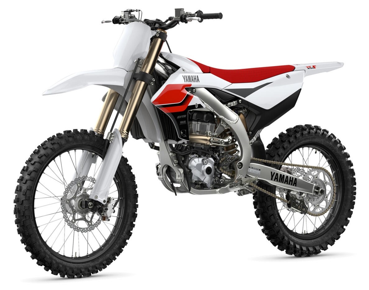 2026-Yamaha-YZ450FSV-EU-Anniversary_White-Studio-007-03