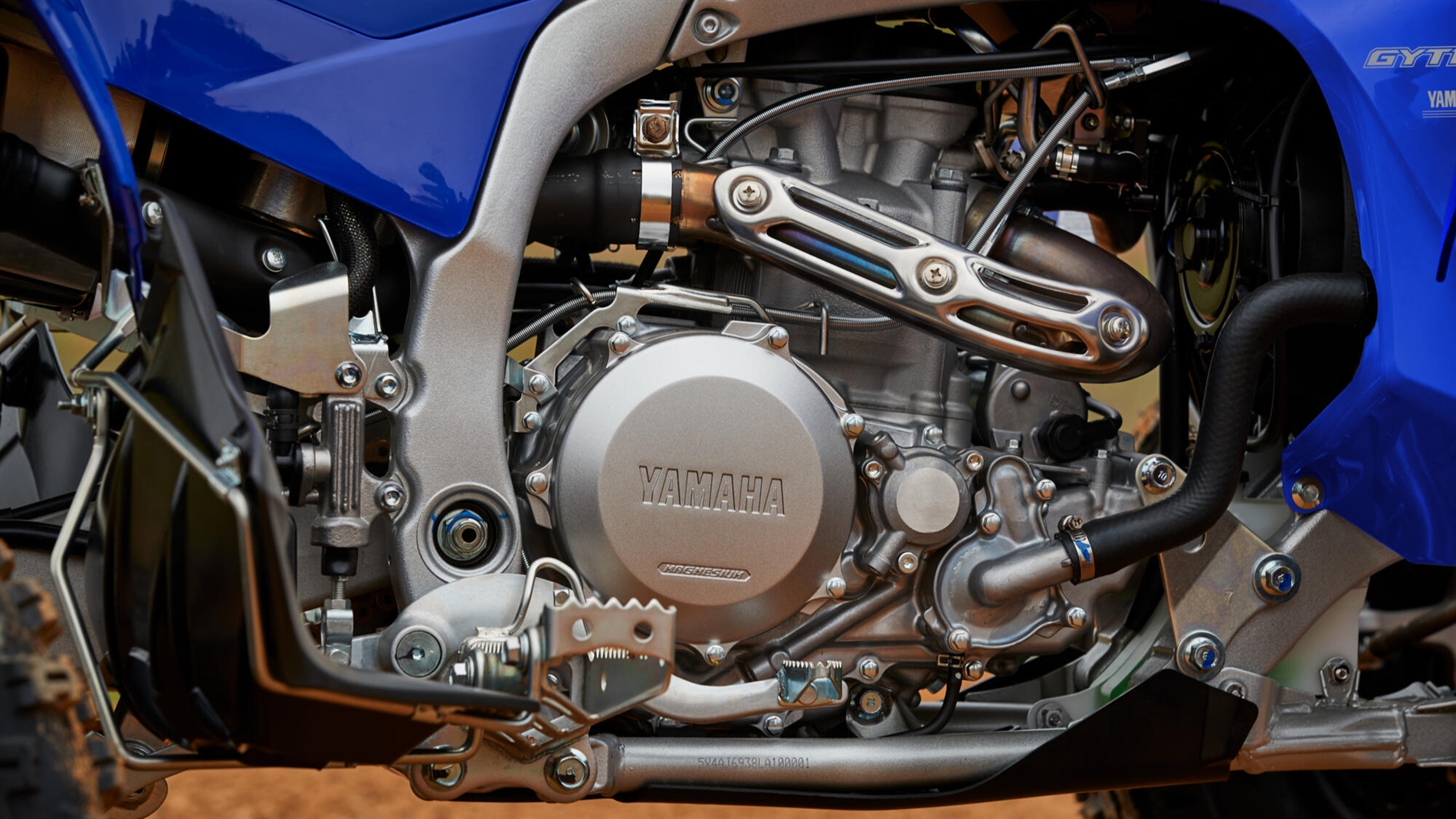 2025-Yamaha-YFZ450R-25-EU-Detail-001-03