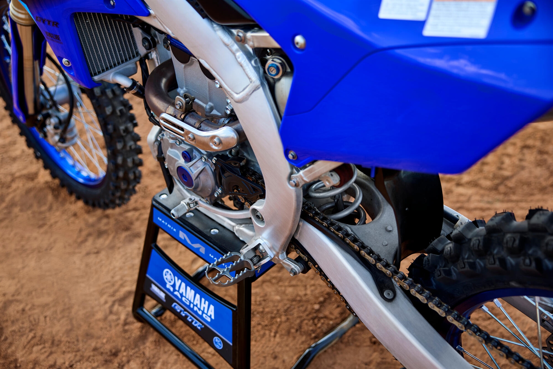 2026-Yamaha-YZ250FSV-EU-NA-Detail-002-03